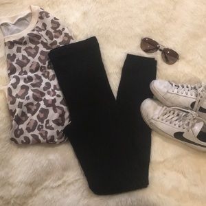 Vivienne Tam Leggings NWOT